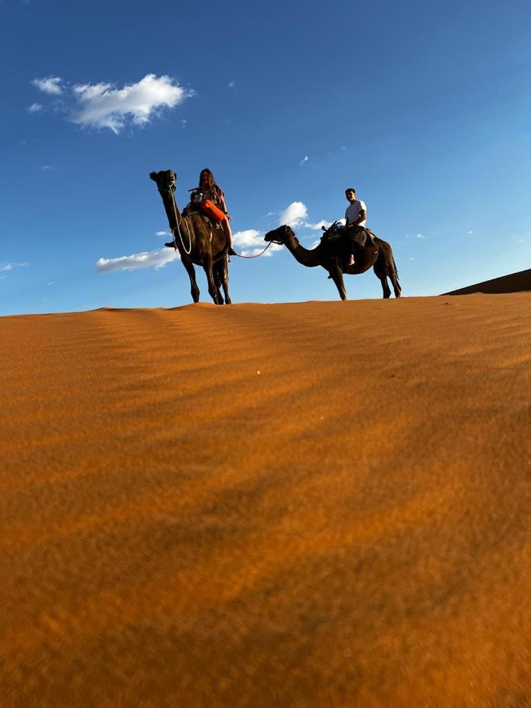 Erg Chebbi Starlight Camp Hotel Merzouga Eksteriør billede