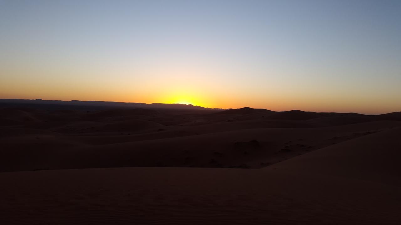 Erg Chebbi Starlight Camp Hotel Merzouga Eksteriør billede